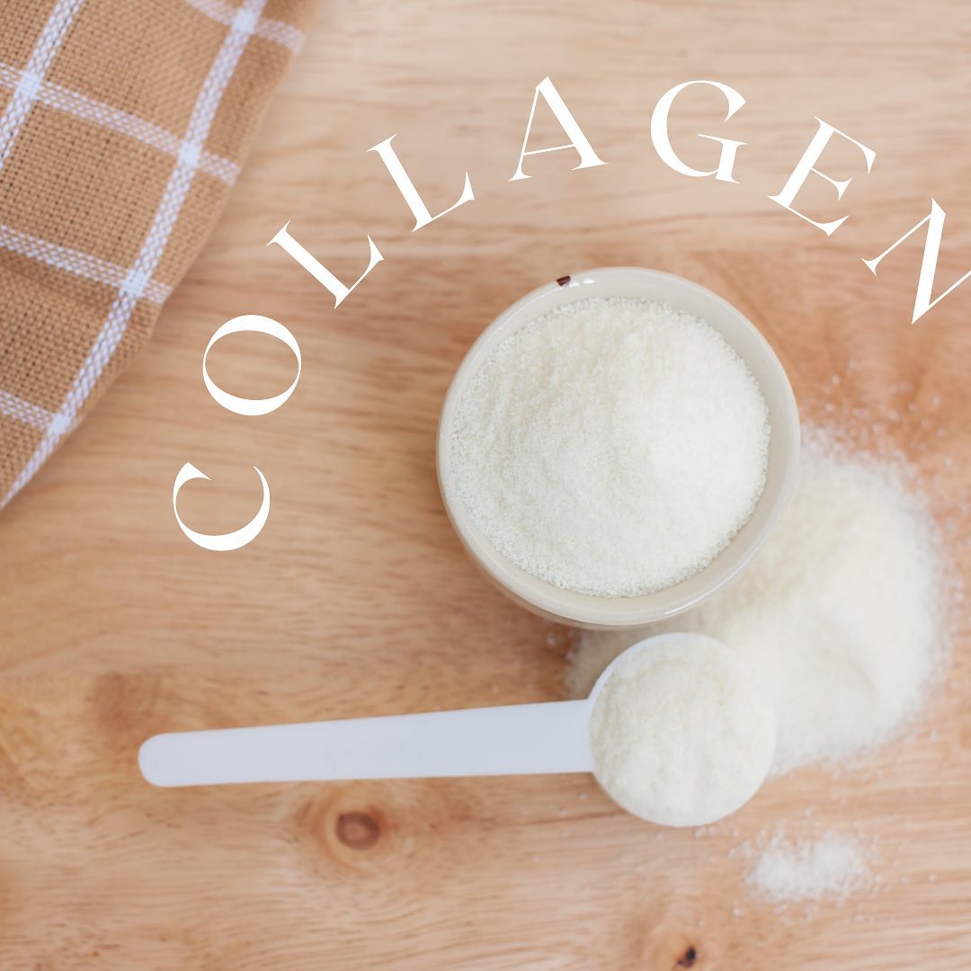 Collagen powder in bowl and spoon on table.